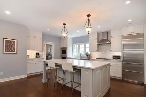 259 Pondfield Road W Bronxville NY 10708