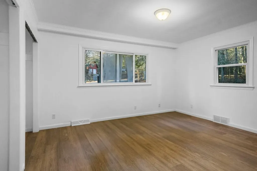 533 White Road Glen Spey NY 12737