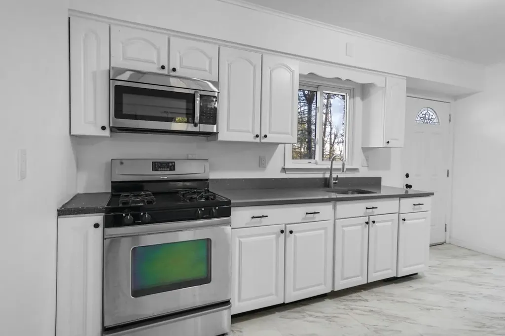 533 White Road Glen Spey NY 12737