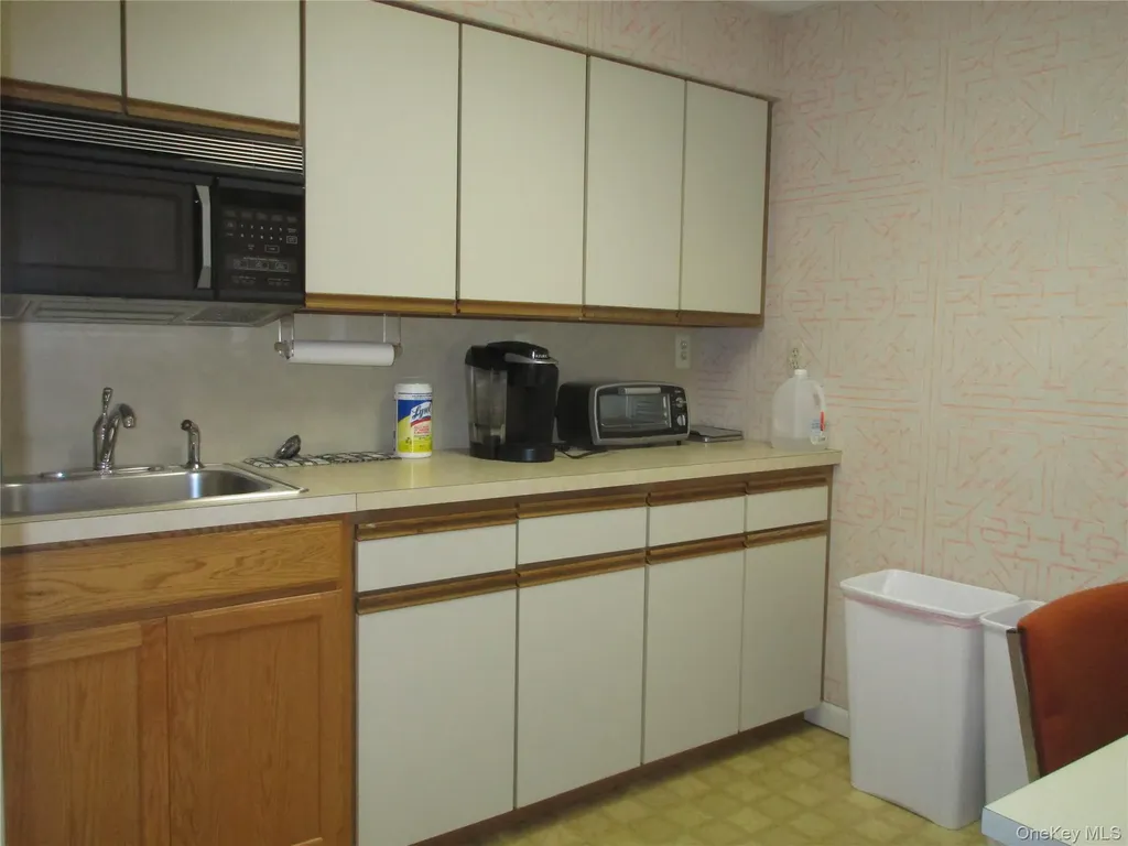 92 E Main Street Port Jervis NY 12771