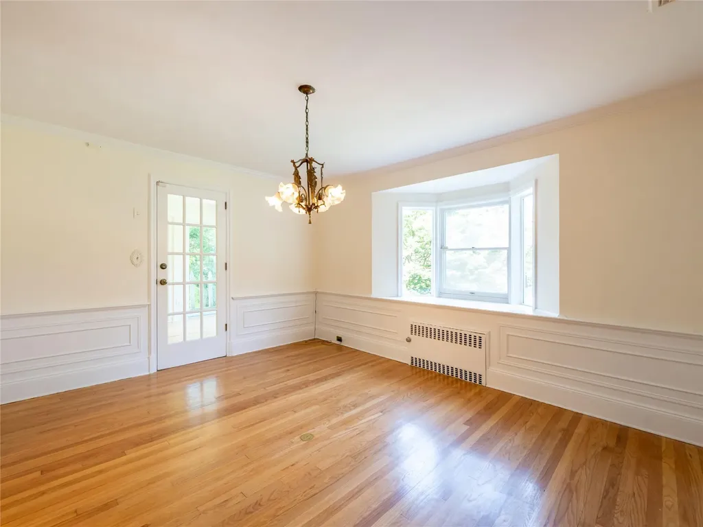 91 Pickwick Road Manhasset NY 11030