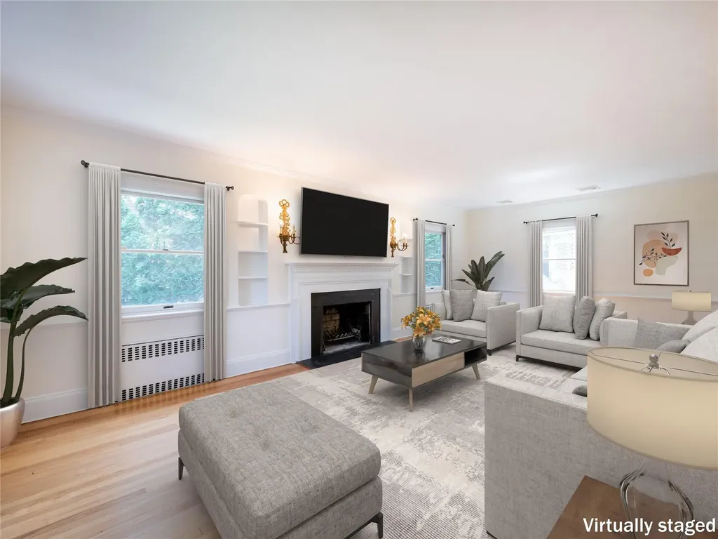 91 Pickwick Road Manhasset NY 11030