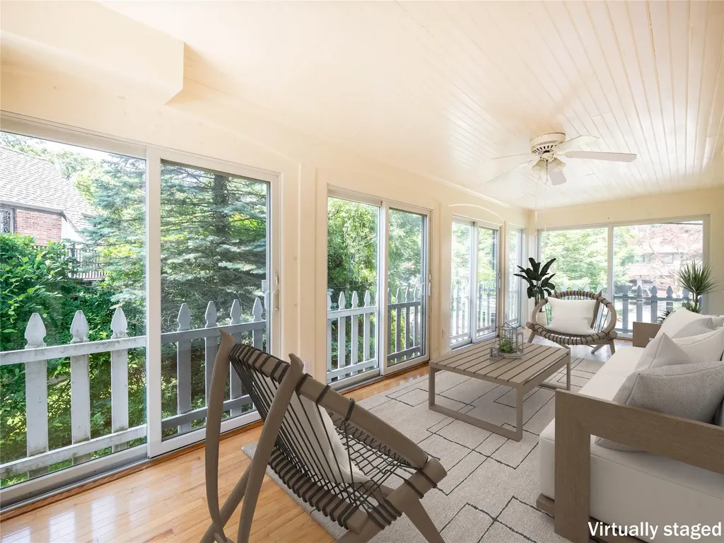 91 Pickwick Road Manhasset NY 11030