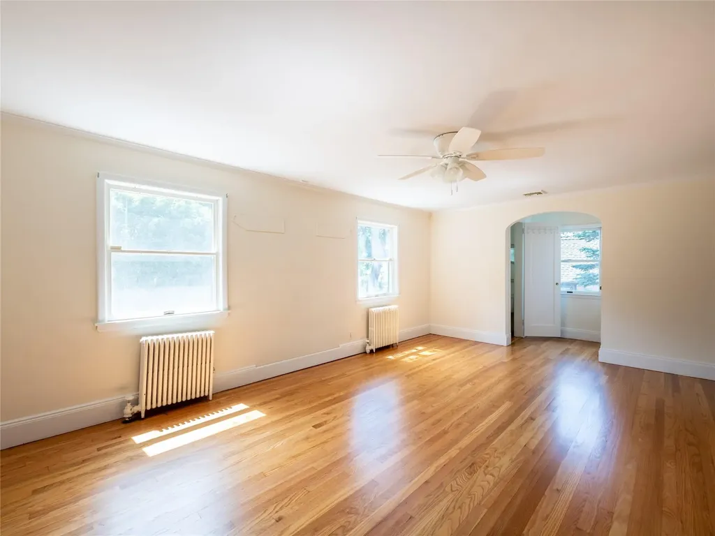 91 Pickwick Road Manhasset NY 11030
