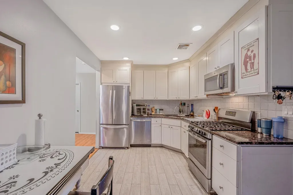 43 Harmon Street Long Beach NY 11561