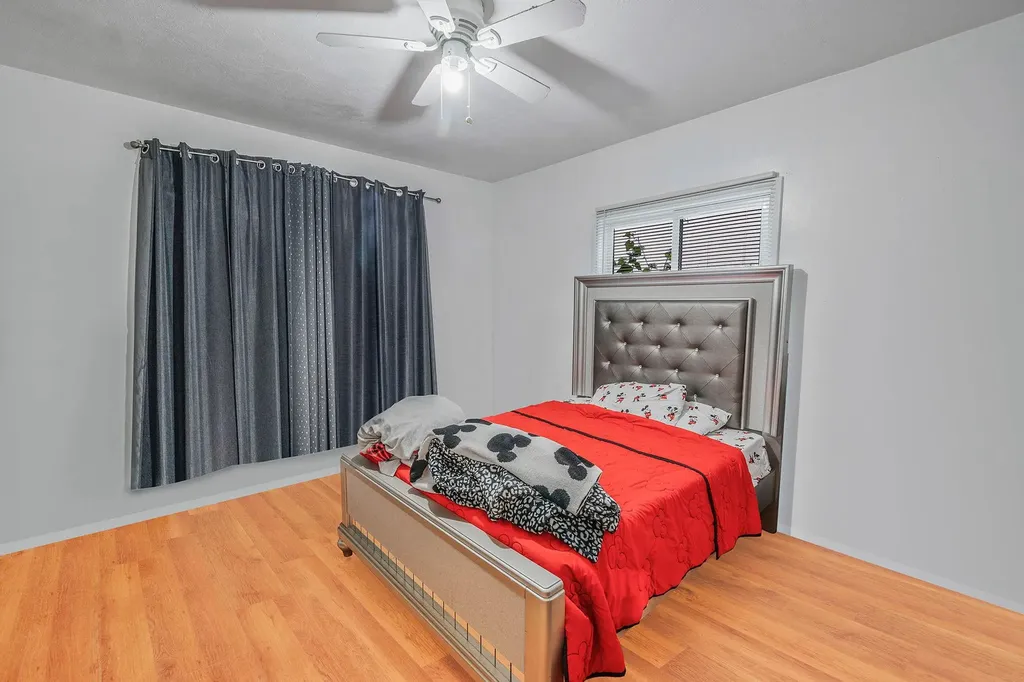 43 Harmon Street Long Beach NY 11561