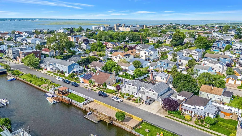 43 Harmon Street Long Beach NY 11561