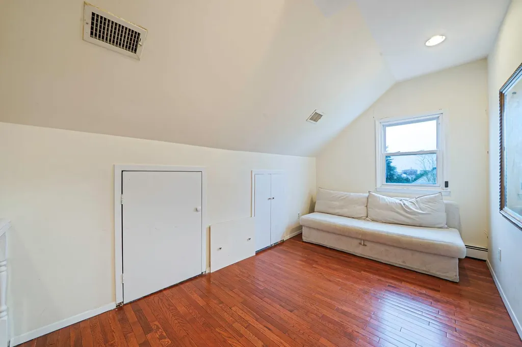 43 Harmon Street Long Beach NY 11561