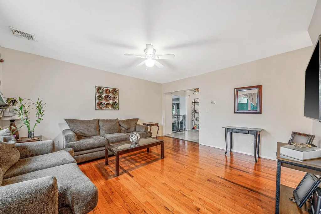 43 Harmon Street Long Beach NY 11561