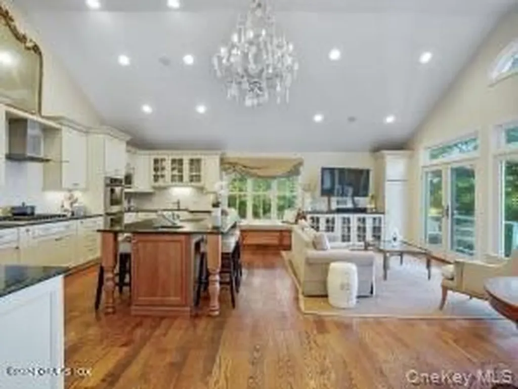 201 Shore Road Greenwich CT 06830