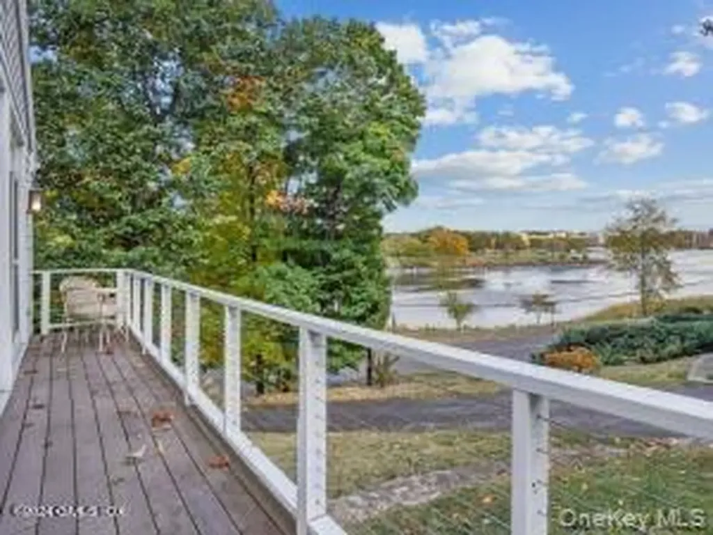 201 Shore Road Greenwich CT 06830