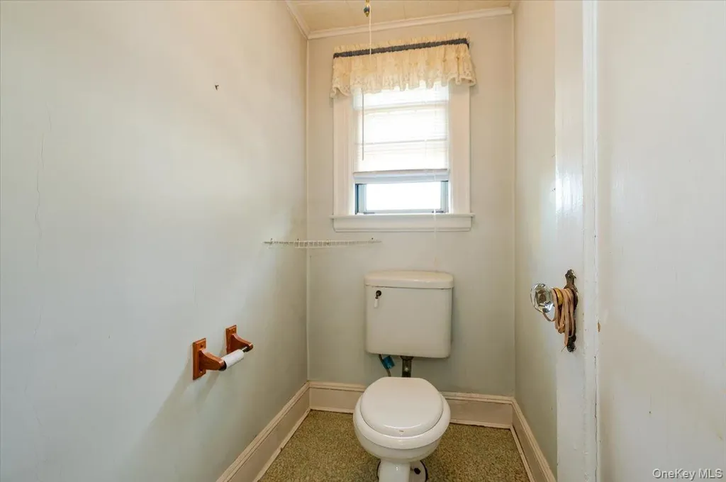 4627 Jayson Avenue Great Neck NY 11020