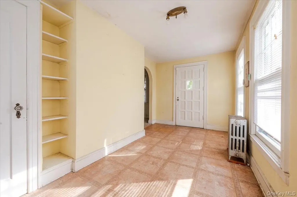 4627 Jayson Avenue Great Neck NY 11020