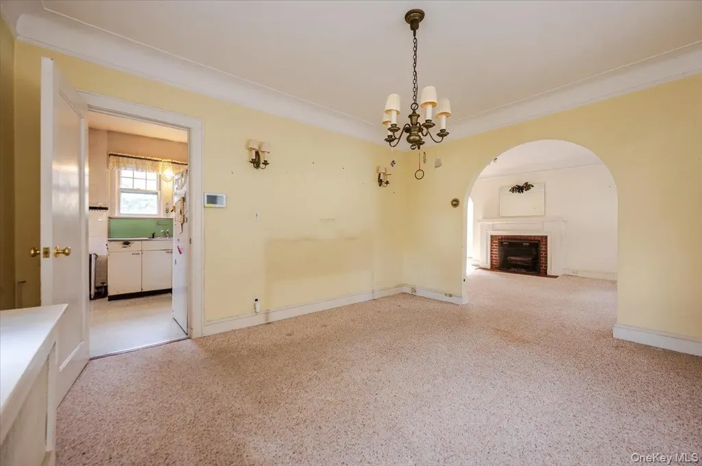 4627 Jayson Avenue Great Neck NY 11020