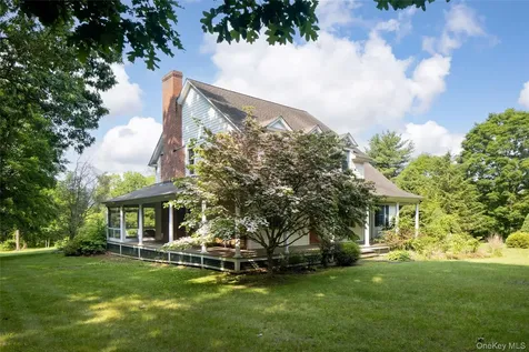 28 Oak Hill Road Amenia NY 12501