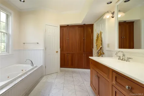 28 Oak Hill Road Amenia NY 12501