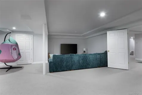 28 Oak Hill Road Amenia NY 12501