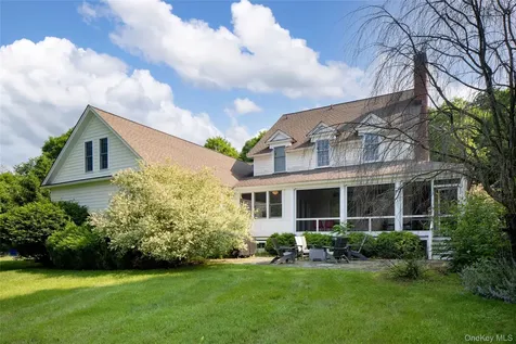 28 Oak Hill Road Amenia NY 12501