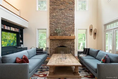 28 Oak Hill Road Amenia NY 12501