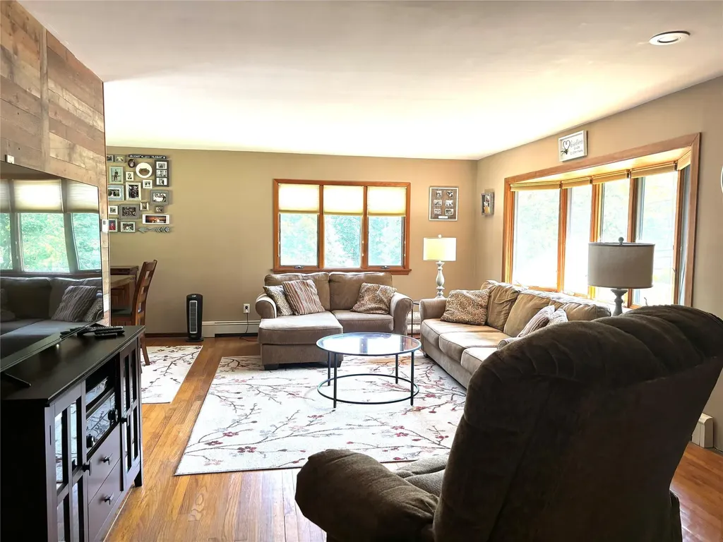 266 Adirondack Drive Selden NY 11784