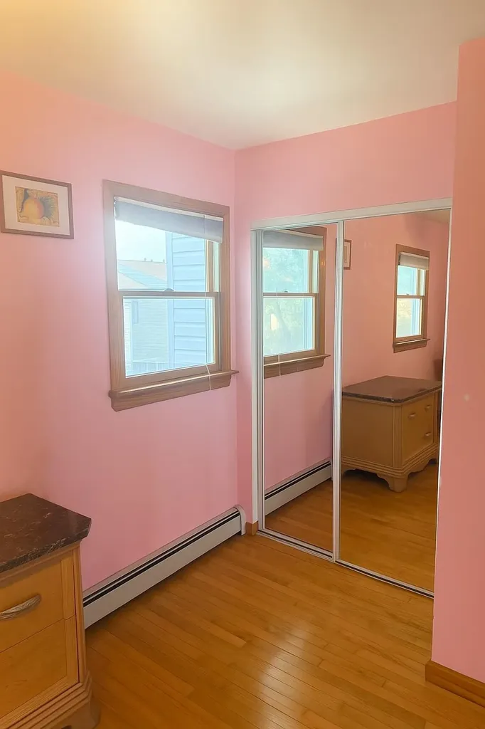 77 Hampton Place Freeport NY 11520
