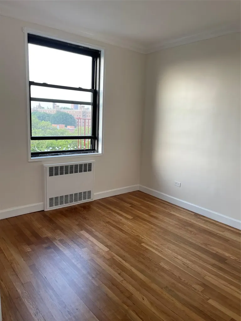 150-15 72 Road Flushing NY 11367
