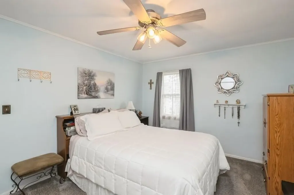 487 17th Street West Babylon NY 11704