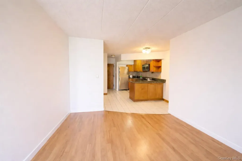 130-14 60 Avenue Flushing NY 11355
