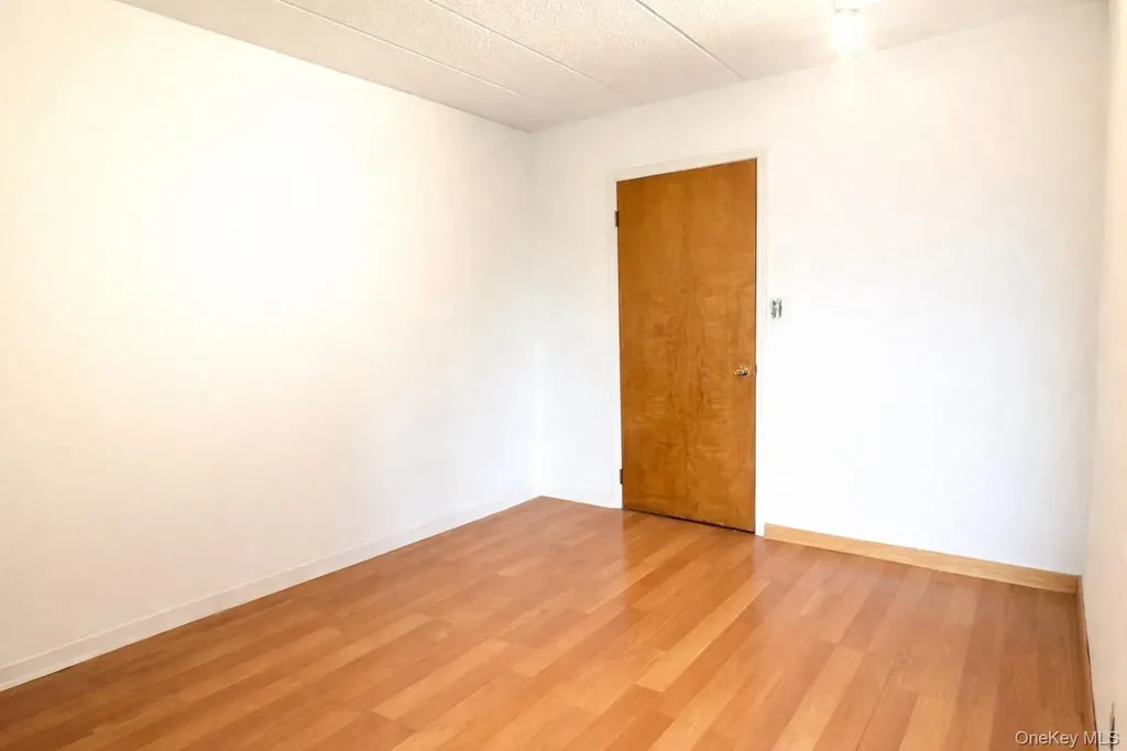 130-14 60 Avenue Flushing NY 11355