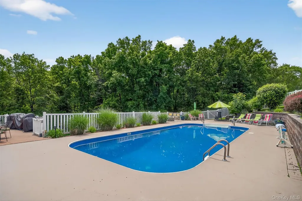 53 Odyssey Drive Chester NY 10918
