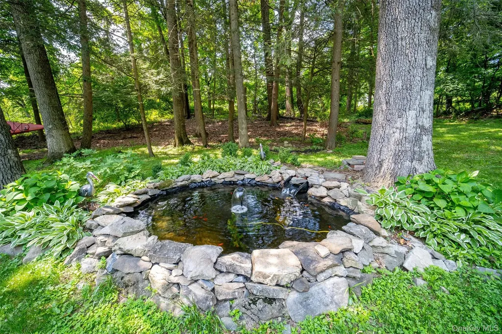 35 Wildwood Drive Poughkeepsie NY 12603