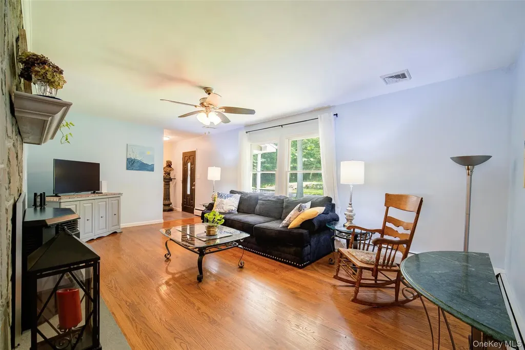 35 Wildwood Drive Poughkeepsie NY 12603
