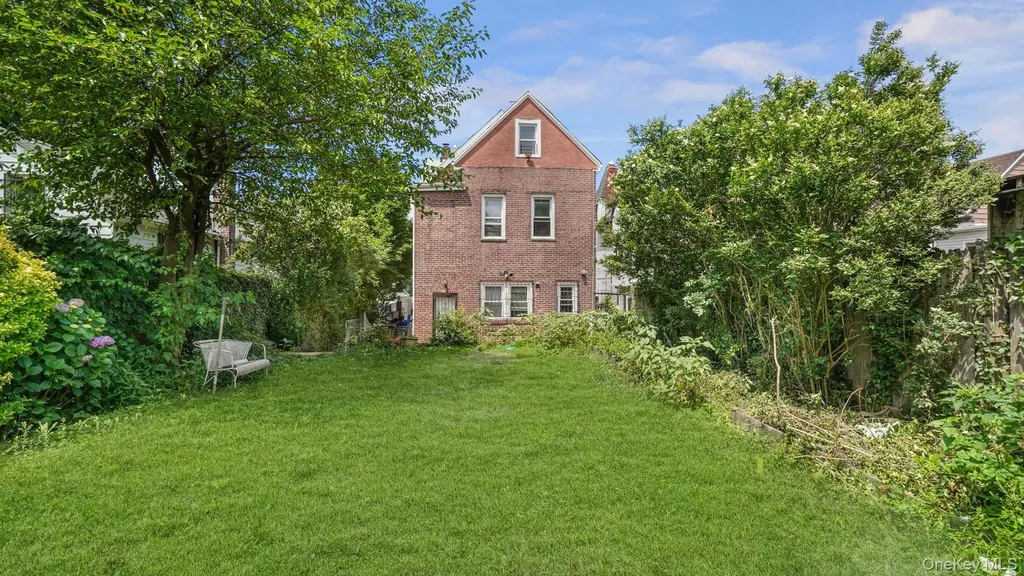 3320 Barker Avenue Bronx NY 10467