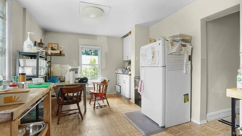 3320 Barker Avenue Bronx NY 10467