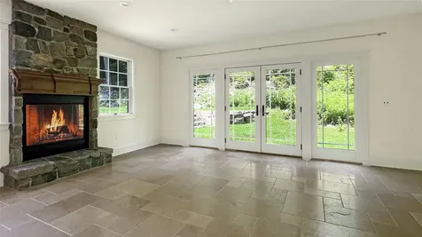 33 Victoria Drive Cold Spring NY 10516