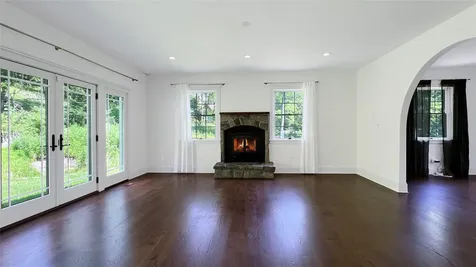 33 Victoria Drive Cold Spring NY 10516