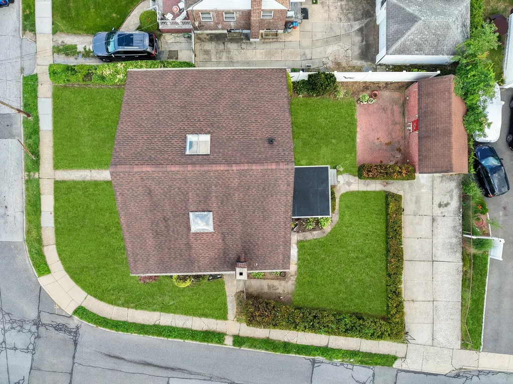 126 Lutz Drive Valley Stream NY 11580