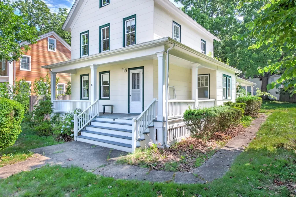 2 Shore Road East Setauket NY 11733
