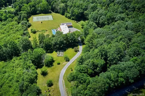 33 Ford Road Chatham NY 12136