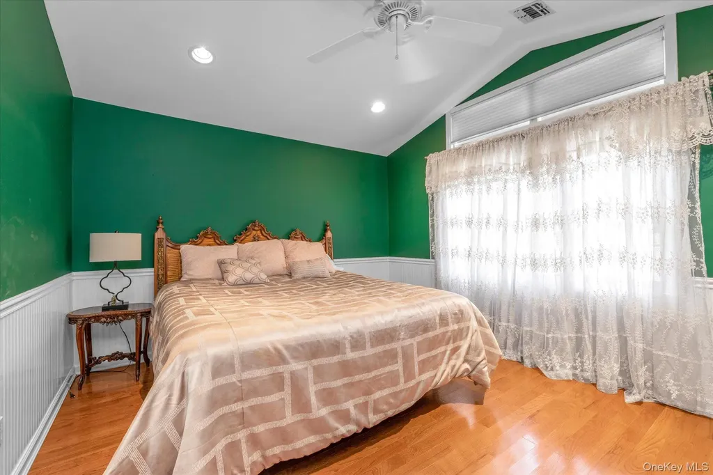 85 Sagamore Drive Plainview NY 11803