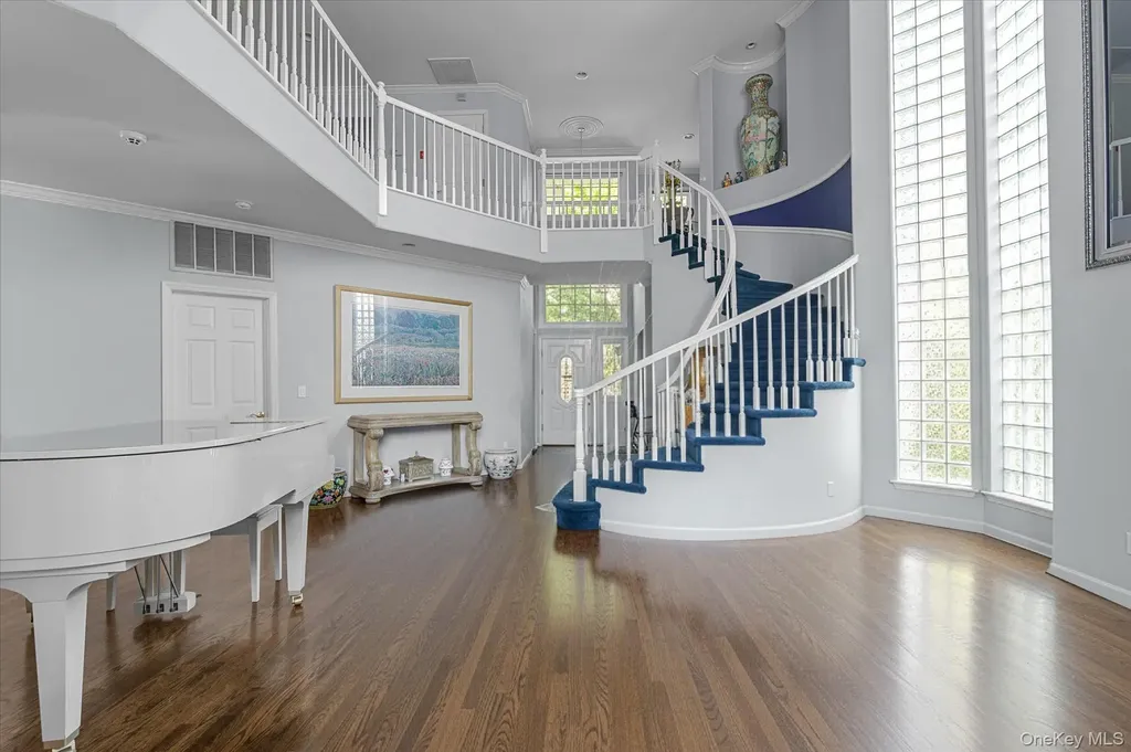 85 Sagamore Drive Plainview NY 11803