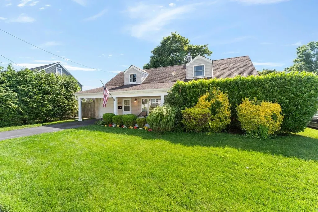 2691 Evans Road Oceanside NY 11572