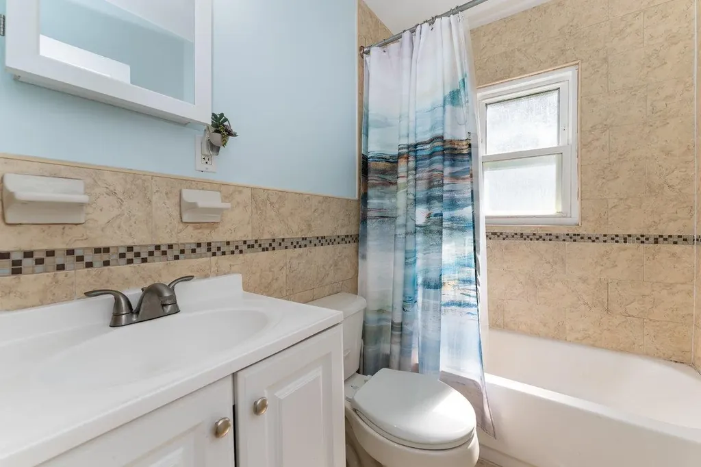 2691 Evans Road Oceanside NY 11572