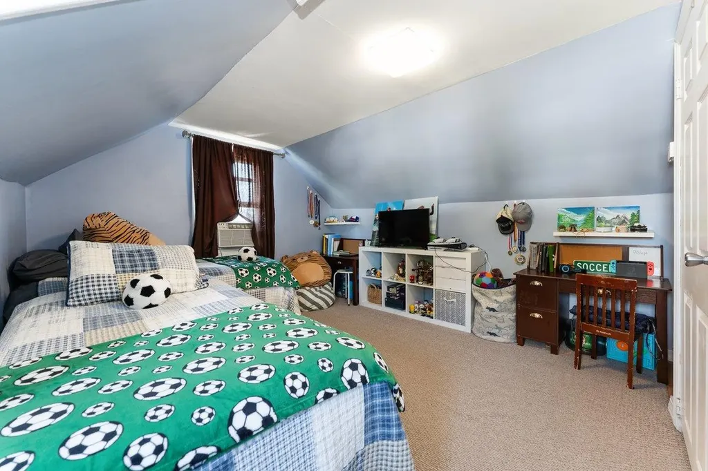 2691 Evans Road Oceanside NY 11572