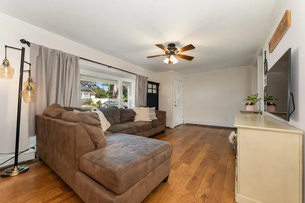 2691 Evans Road Oceanside NY 11572