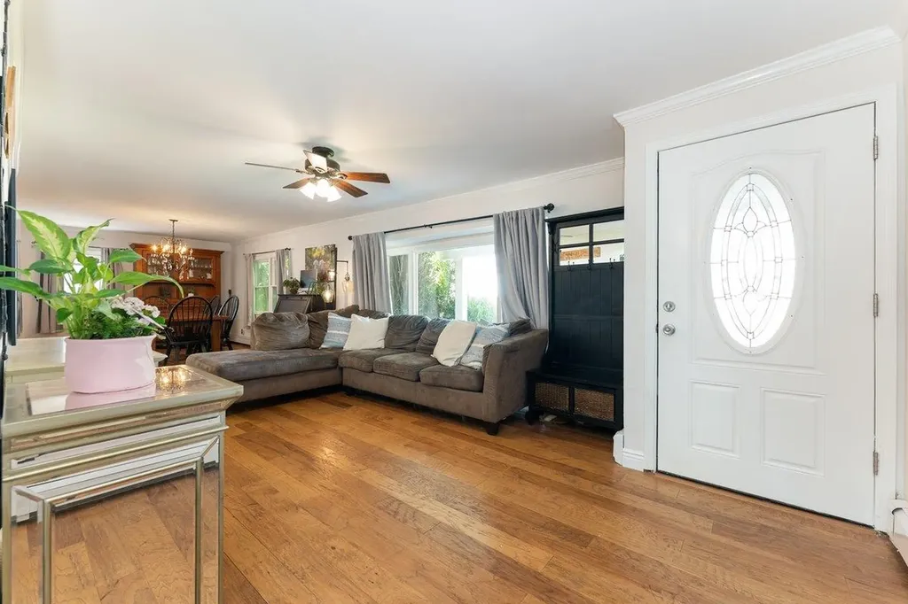 2691 Evans Road Oceanside NY 11572