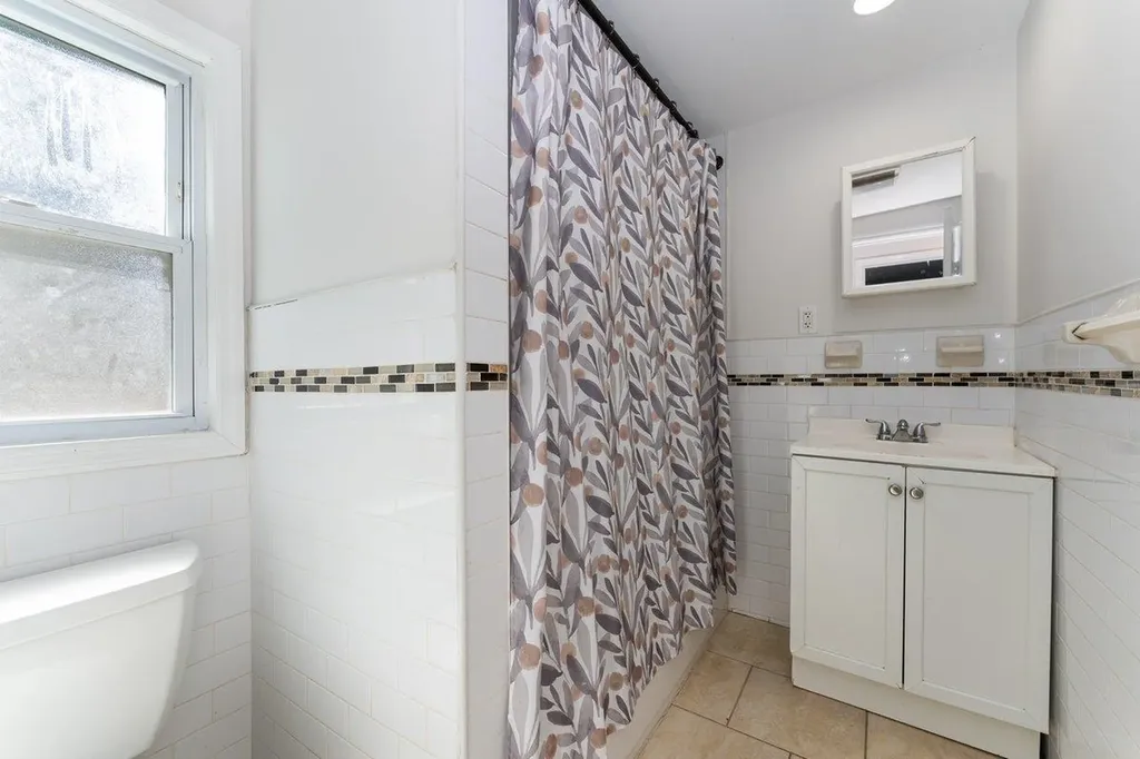2691 Evans Road Oceanside NY 11572