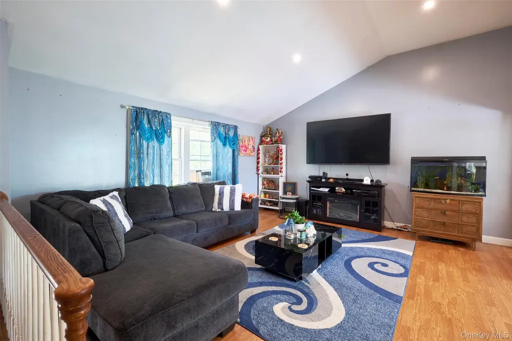 349 Randall Road Ridge NY 11961