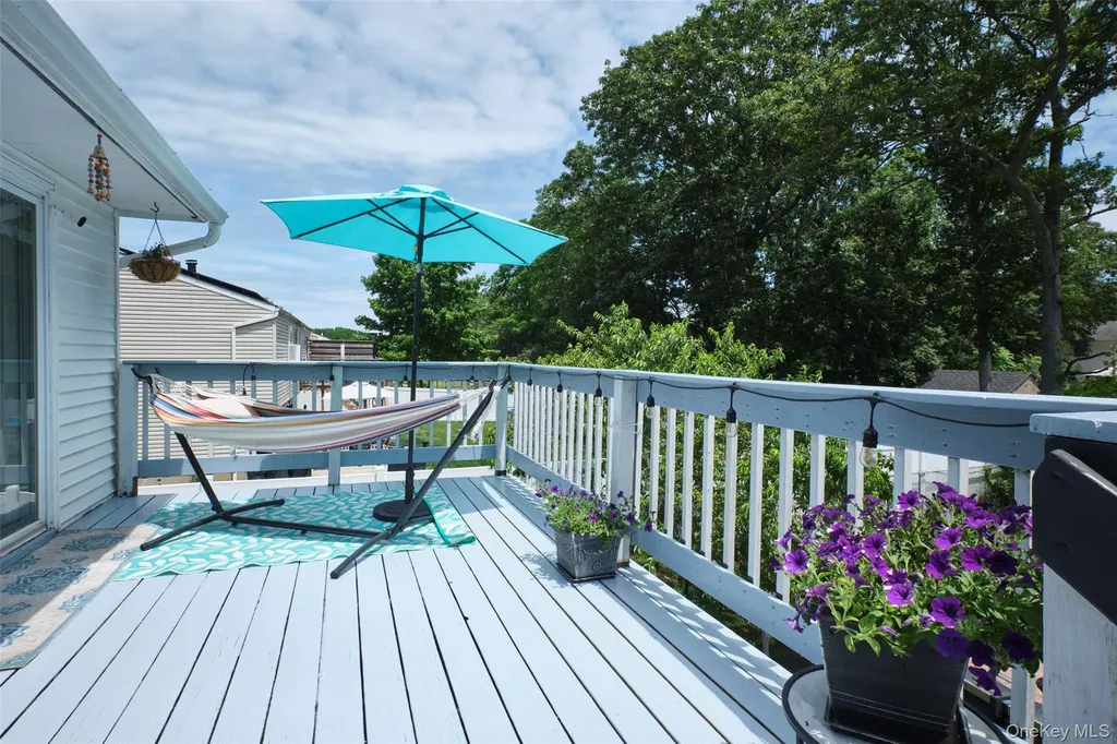 349 Randall Road Ridge NY 11961