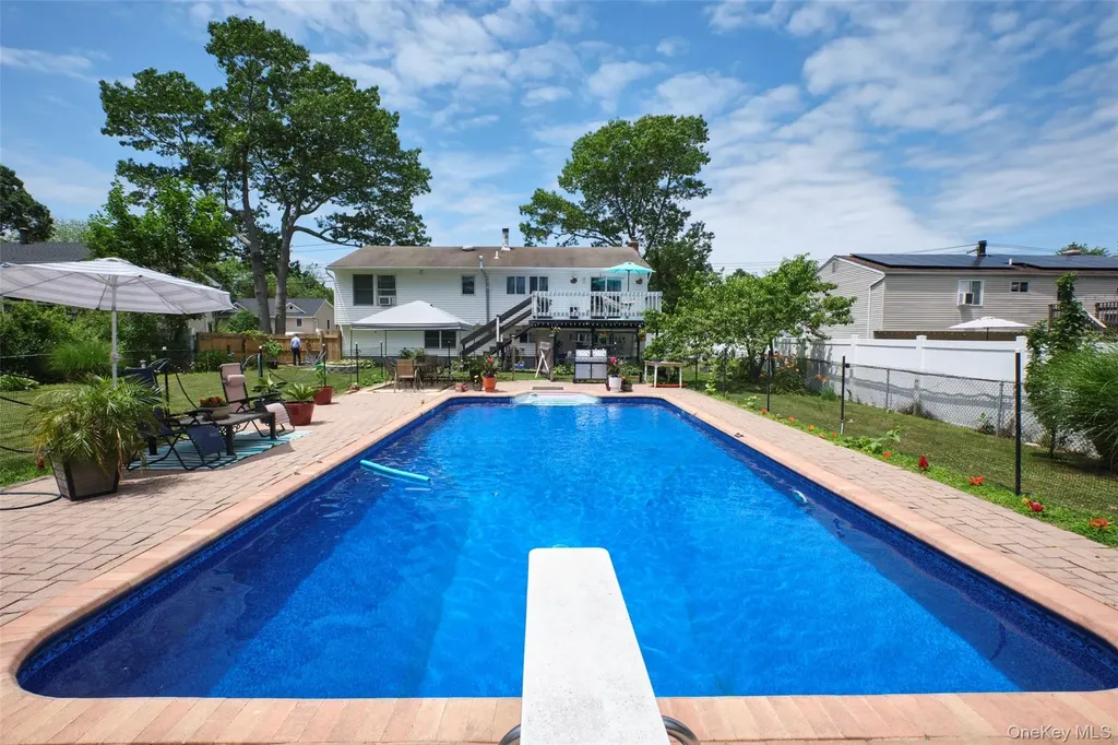 349 Randall Road Ridge NY 11961